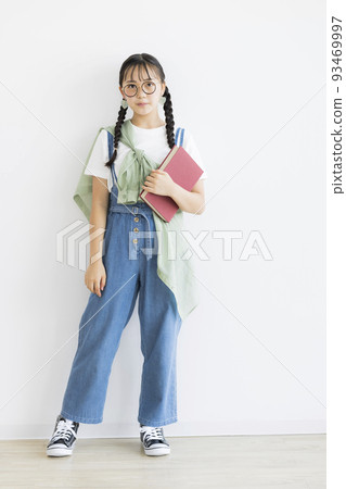 少女初中高中生便衣畫像 93469997