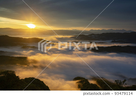 極好的景色雲海 極好的景色雲海 93479114
