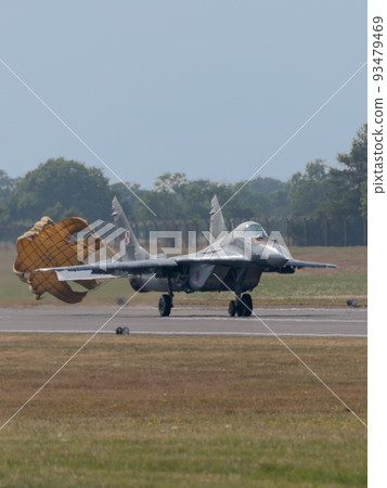波蘭空軍 MiG-29 支點著陸 93479469