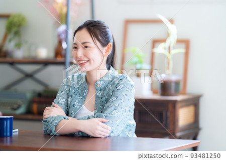 Female Living Lifestyle New Normal 93481250