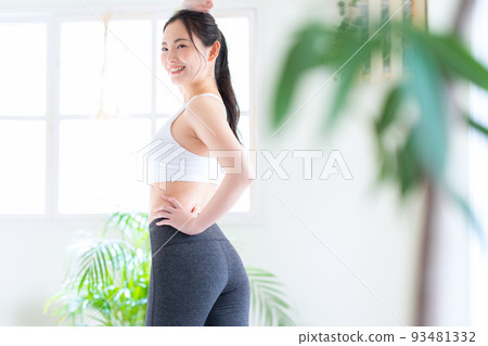 Female diet fitness beauty exercise 93481332