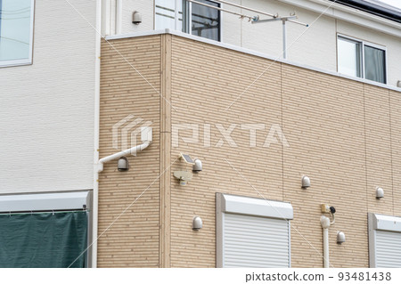 Detached house outer wall 93481438