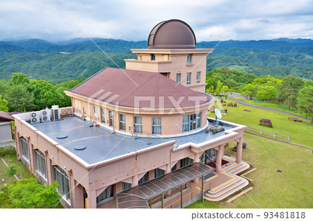 【兵庫縣立大學西播磨天文台（台北天文館）】兵庫縣佐生郡佐生町西川內 93481818