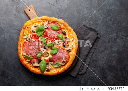 Italian cuisine. Pepperoni pizza Italian cuisine. Pepperoni pizza 93482711