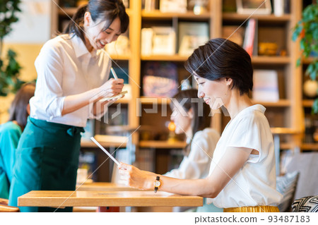 一家咖啡館 一家咖啡館 93487183