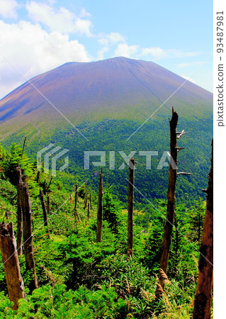 Beautiful Mount Asama: Mount Kurofu in September Beautiful Mount Asama: Mount Kurofu in September 93487981