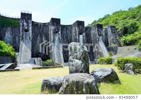 法輪池大壩（香川縣觀音寺市）拱壩重要文化財產 93488057