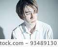 half-blond man 93489130