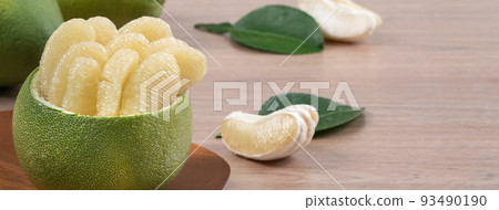 柚子 中秋節 木頭 木製 背景 pomelo Mid-Autumn Festival ユズ ゆず 柚子 中秋節 木頭 木製 背景 pomelo Mid-Autumn Festival ユズ ゆず 93490190