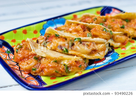 美味的墨西哥炸玉米餅 Tacos Governador 93490226
