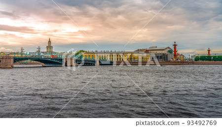 Panorama of St. Petersburg, view from the Neva River to Vasilievsky Island during sunset 93492769
