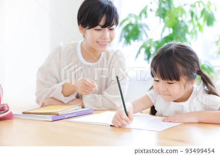Study parent and child mother and daughter 93499454