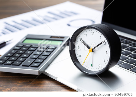 graph and computer 93499705