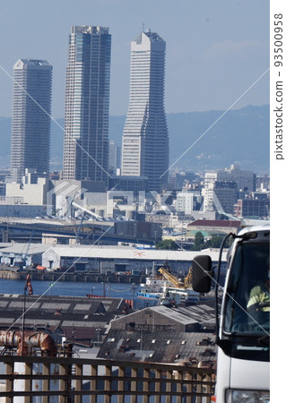 A truck crossing the Shinkizugawa Bridge in Osaka A truck crossing the Shinkizugawa Bridge in Osaka 93500958