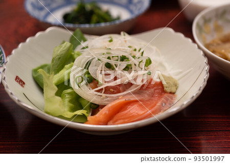 三文魚生牛肉片 93501997