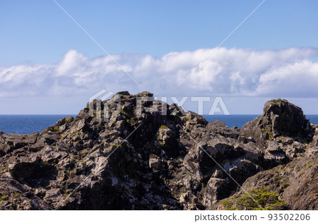 Rugged Rocks on a rocky shore on the West Coast of Pacific Ocean. 93502206