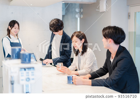 Customers gathering at the cafe 93516710