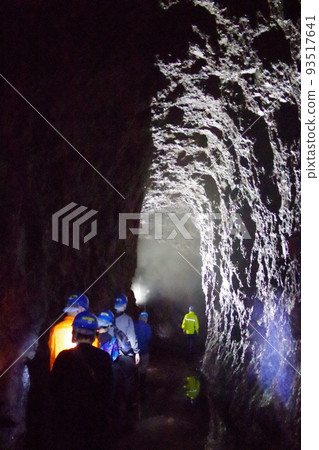 Scenery of Mabu Okubo at Iwami Ginzan Silver Mine Scenery of Mabu Okubo at Iwami Ginzan Silver Mine 93517641