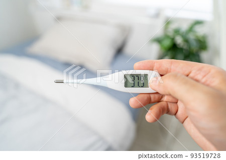 溫度計 溫度測量 體溫測量 37.9°C 93519728