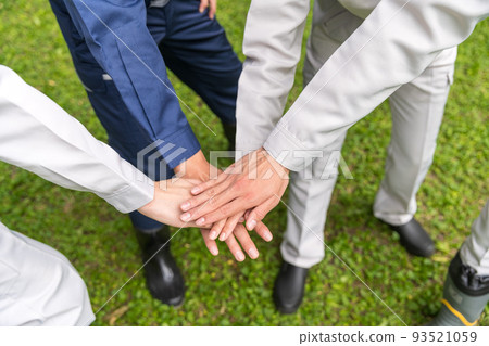 Business image forming a circle Business image forming a circle 93521059