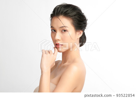 Beautiful young asian woman with clean fresh skin on white background, Face care, Facial treatment, Cosmetology, beauty and spa, Asian women portrait. Beautiful young asian woman with clean fresh skin on white background, Face care, Facial treatment, Cosmetology, beauty and spa, Asian women portrait. 93522854