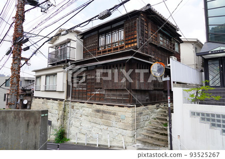 Former residence of Kyosuke Kindaichi and Haruhiko Kindaichi Former residence of Kyosuke Kindaichi and Haruhiko Kindaichi 93525267