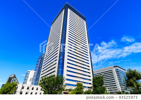 豐洲、江東區、東京丰洲中心大樓別館和豐洲前線的城市景觀 豐洲、江東區、東京丰洲中心大樓別館和豐洲前線的城市景觀 93525973