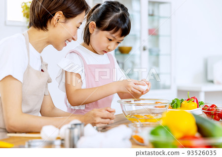 cooking with family 93526035