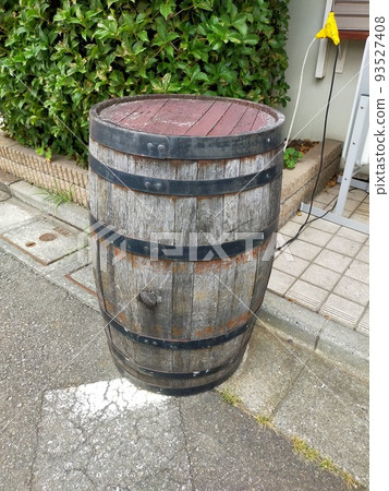 桶 桶 93527408