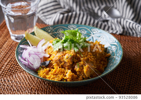 Chicken billi Chicken billi 93528086