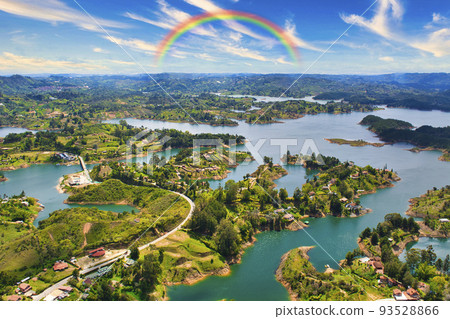 從天文台欣賞瓜塔夫湖的美麗景色 93528866