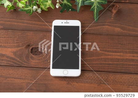 現在必備的智能手機 現在必備的智能手機 93529729