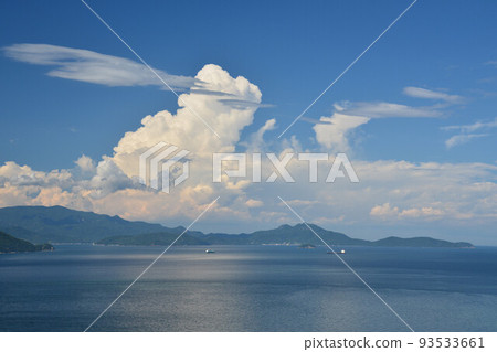 Sea in summer - thunderhead (Shodoshima from Aji Ryuozan Park, Takamatsu City) 93533661