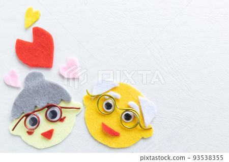 Felt grandfather and grandmother Felt grandfather and grandmother 93538355