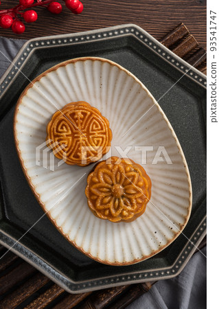 mid-autumn festival moon cake festival top view Mid-Autumn Festival Moon cake げっぺい 93541747