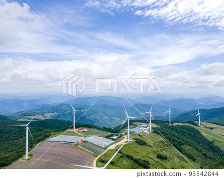 The scenery of six hundred horses in Cheongoksan Mountain 93542844
