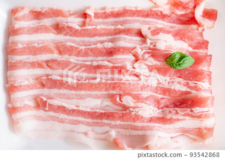 Sliced pork rose 93542868