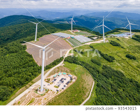The scenery of six hundred horses in Cheongoksan Mountain The scenery of six hundred horses in Cheongoksan Mountain 93543015