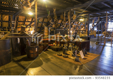 Shirakawa-go gassho-zukuri, window, wooden house, indoor, Japanese-style room, plank, rain door, lattice 93548155