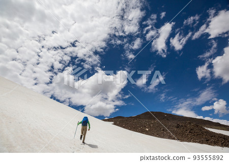 The climb 93555892