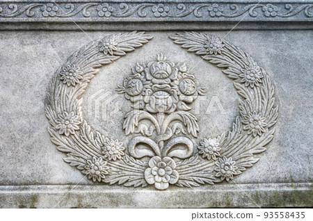 ISTANBUL TURKEY-January 2022: Necropolis on the territory of Suleymaniye mosque 93558435