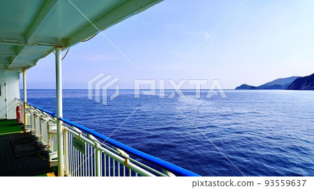 The ocean and the inside of the ship seen from Ferry Kizuna The ocean and the inside of the ship seen from Ferry Kizuna 93559637