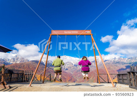 [Autumn material] Hakuba Mountain Harbor's new attraction, Yah Swing [Nagano Prefecture] 93560923