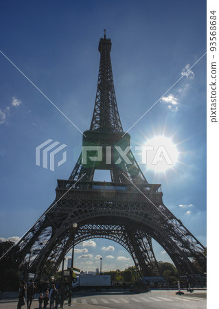 eiffel tower and sun in paris 93568684