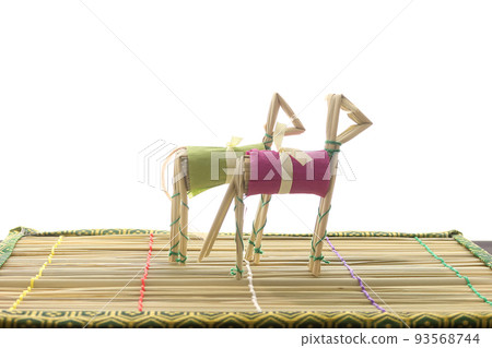 A spirit horse made of straw to welcome ancestors in Obon 1 A spirit horse made of straw to welcome ancestors in Obon 1 93568744
