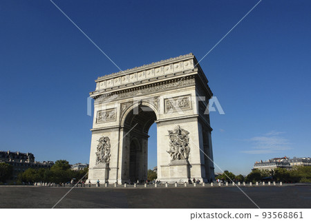 Arc de Triomphe Etoile in Paris 93568861