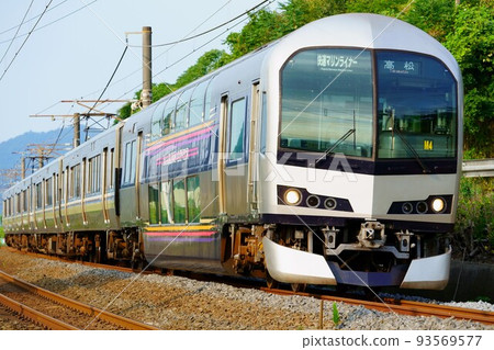 [Series 5000 + Series 223 5000] Rapid Marine Liner Yosan Line Kinashi - Hashioka 93569577