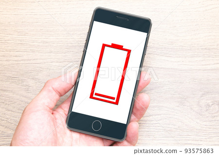 Smartphone battery status 93575863