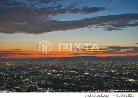 [俯瞰大阪平原（夜景）]地點：大阪府八重洲美津濃地藏大坂關大 93581825