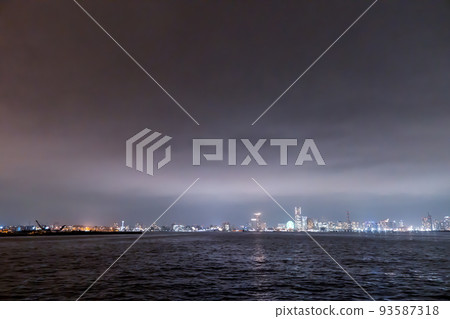 烏雲覆蓋的港未來 93587318